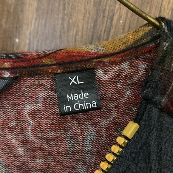 DRESS - Picture 3 of 4